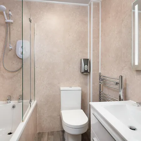 Ferienhaus Four Oaks House *