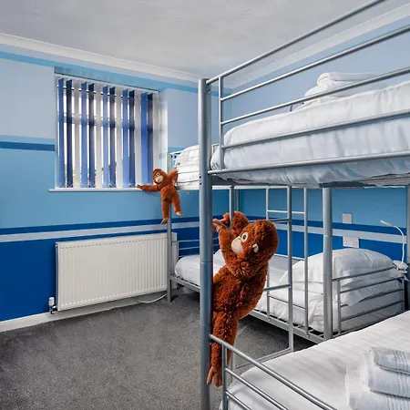 Four Oaks House * Carlisle (Cumbria)